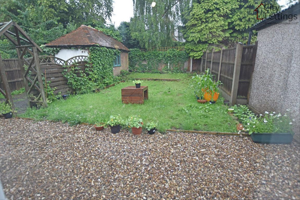 3 bedroom house for rent Russell Drive, Nottingham, NG8 2BA UniHomes