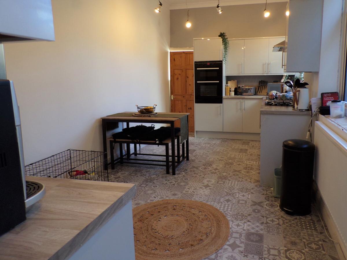 5 bedroom house for rent Chetwynd Road, Portsmouth, PO4 0NB UniHomes