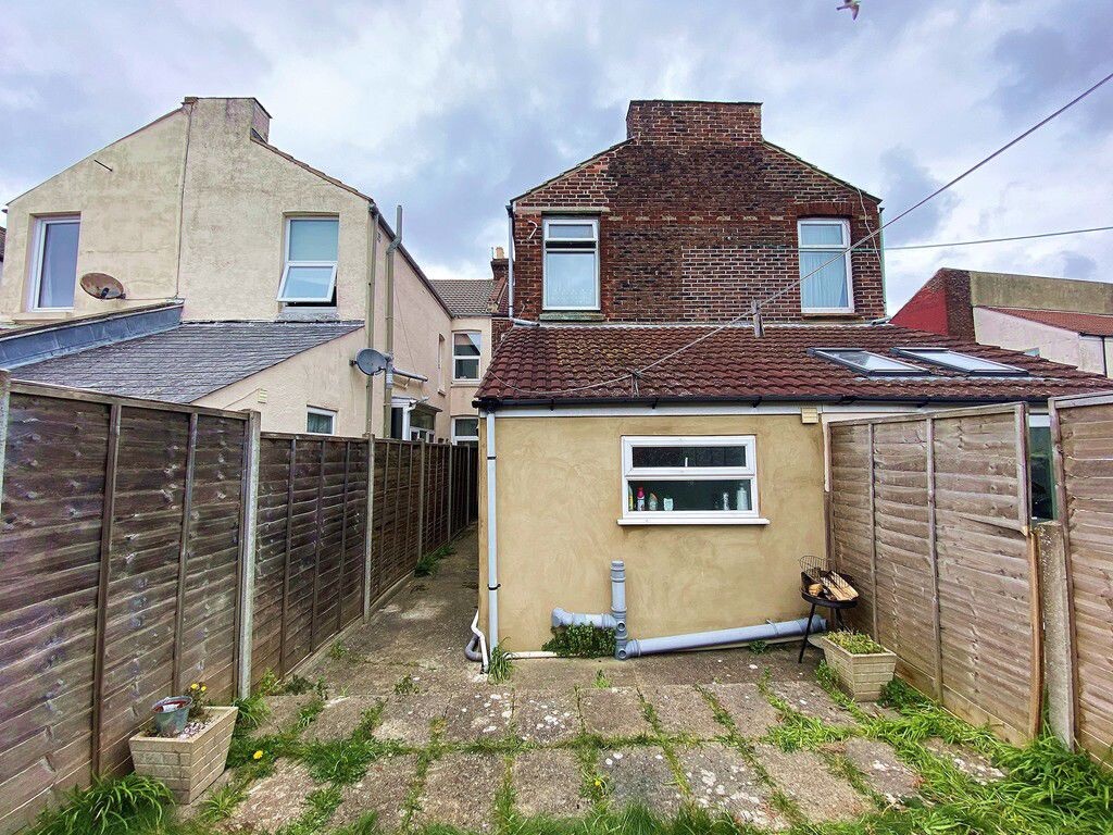 4 bedroom house for rent Chetwynd Road, Portsmouth, PO4 0NB UniHomes