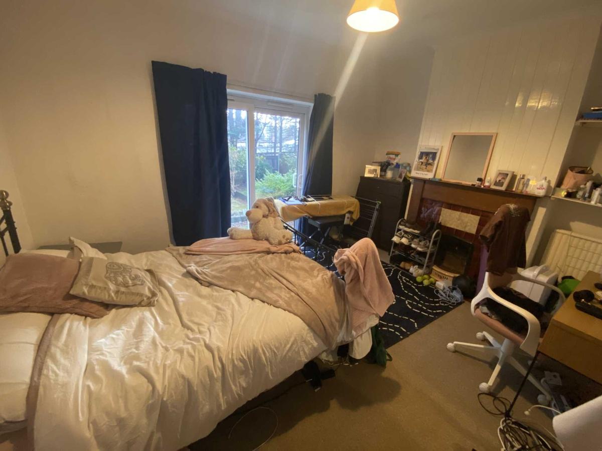 5 bedroom house for rent Weston Road, Surrey, GU2 8AU UniHomes