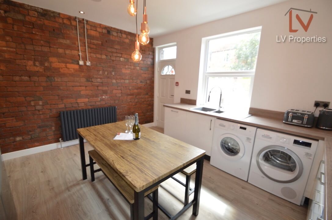 4 bedroom house for rent Hartley Avenue, Leeds, LS6 2LW UniHomes