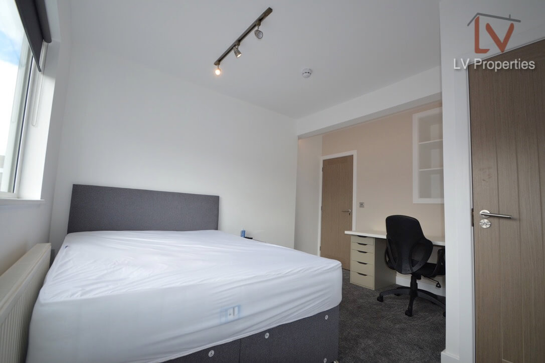 4 bedroom house for rent Hartley Avenue, Leeds, LS6 2LW UniHomes