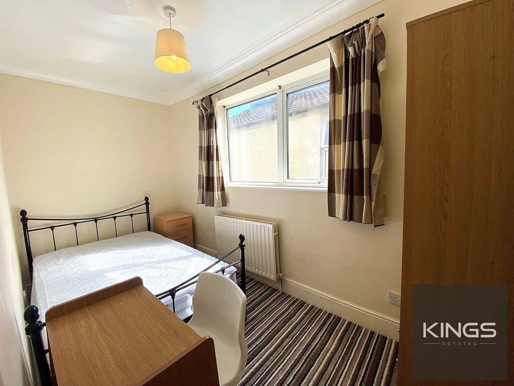 2 bedroom house for rent Jubilee Road, Portsmouth, PO4 0JE UniHomes