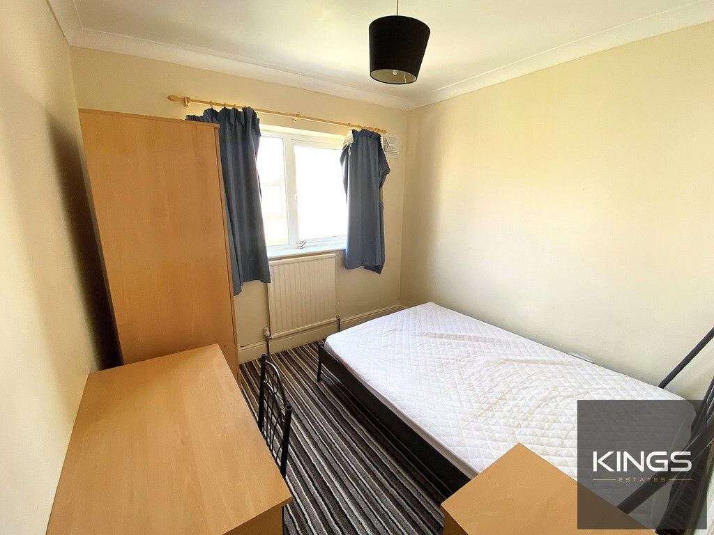 2 bedroom house for rent Jubilee Road, Portsmouth, PO4 0JE UniHomes