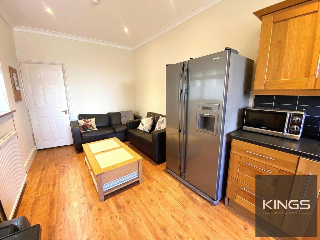 2 bedroom house for rent Jubilee Road, Portsmouth, PO4 0JE UniHomes