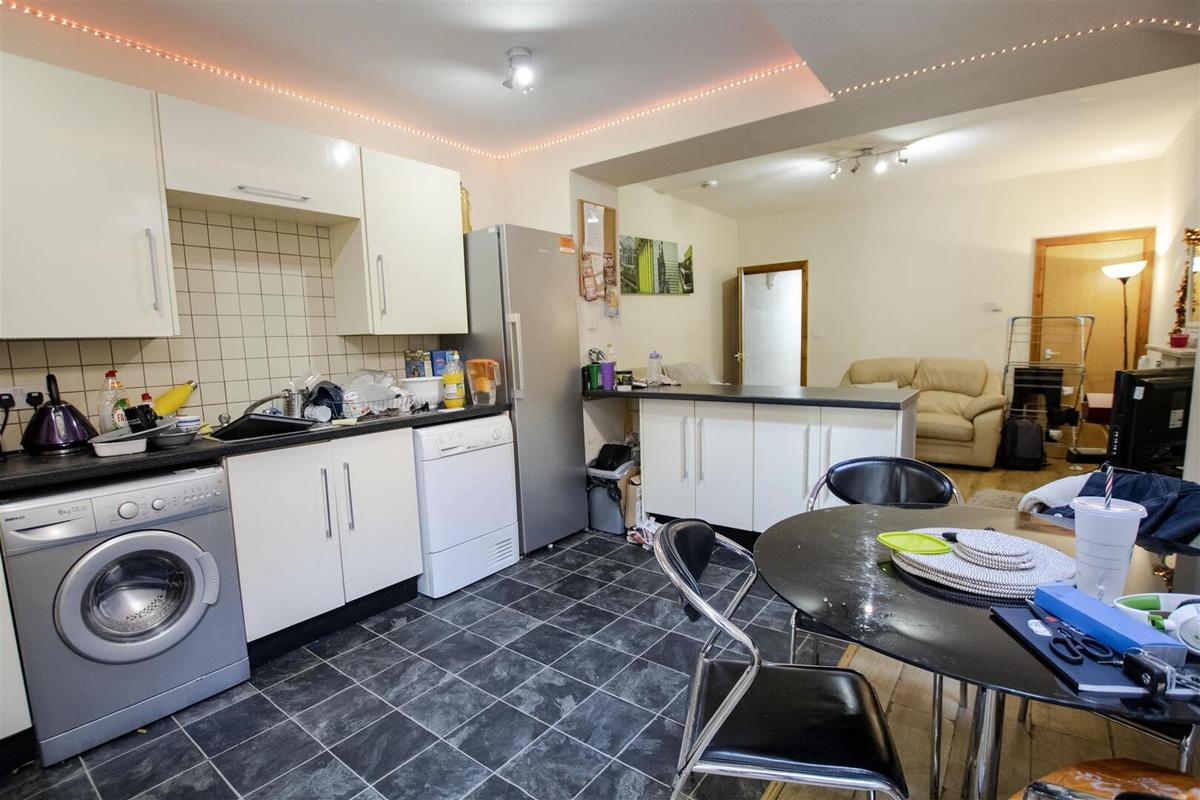 5 bedroom apartment for rent Tiverton Road Birmingham, B29 6BW UniHomes