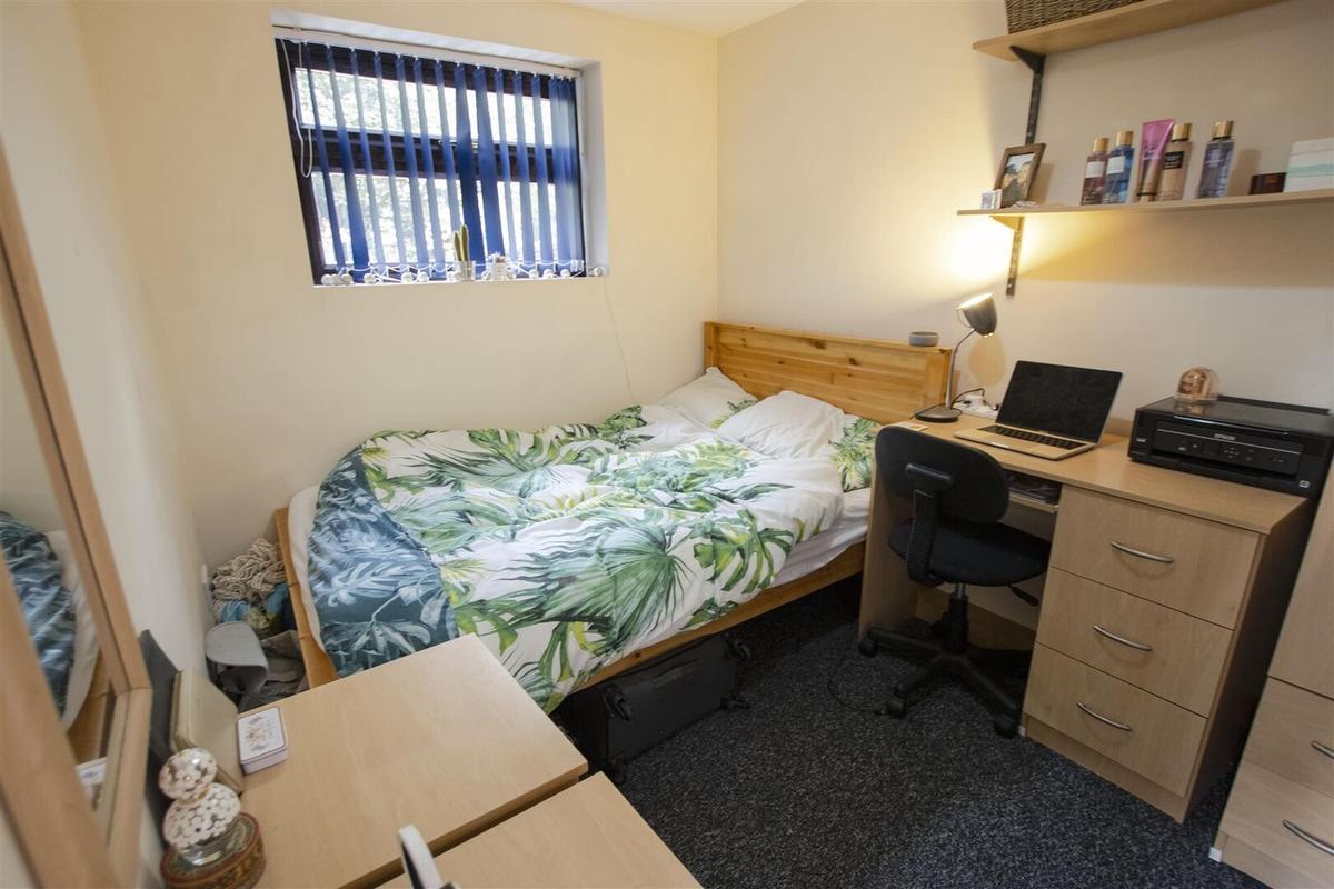 5 bedroom apartment for rent Tiverton Road Birmingham, B29 6BW UniHomes