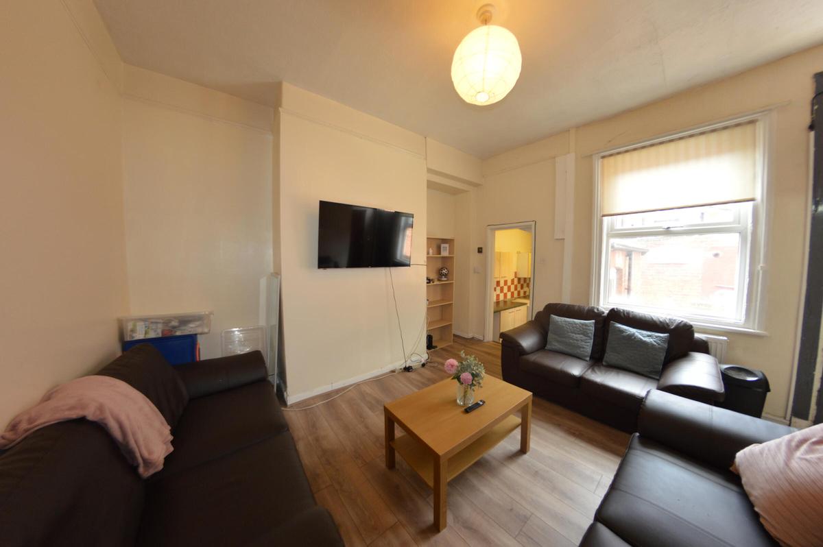 5 bedroom house for rent Norwood Road, Hyde Park Leeds, LS6 1DZ UniHomes