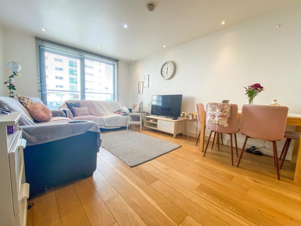 1 bedroom apartment for rent Meridian Plaza, Cardiff, CF10 2FP UniHomes