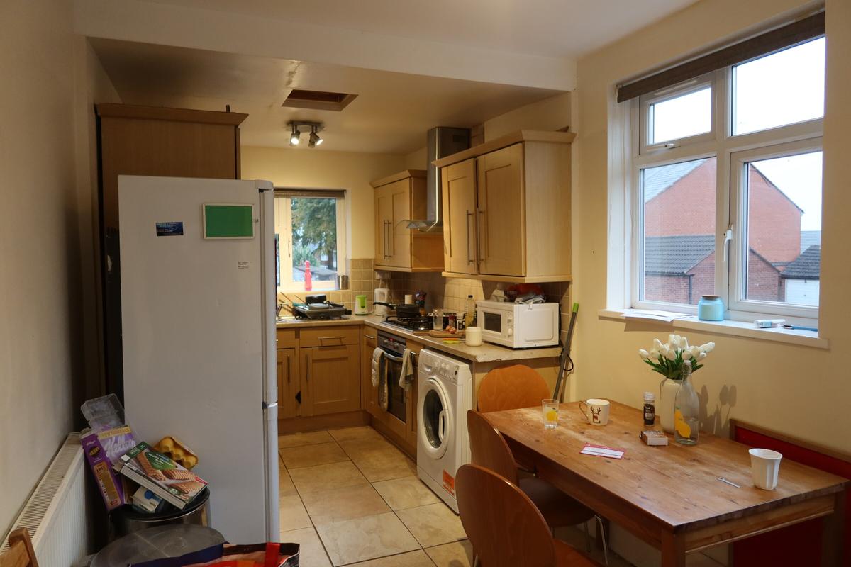 4 bedroom house for rent Allington Avenue, Nottingham, NG7 1JY UniHomes