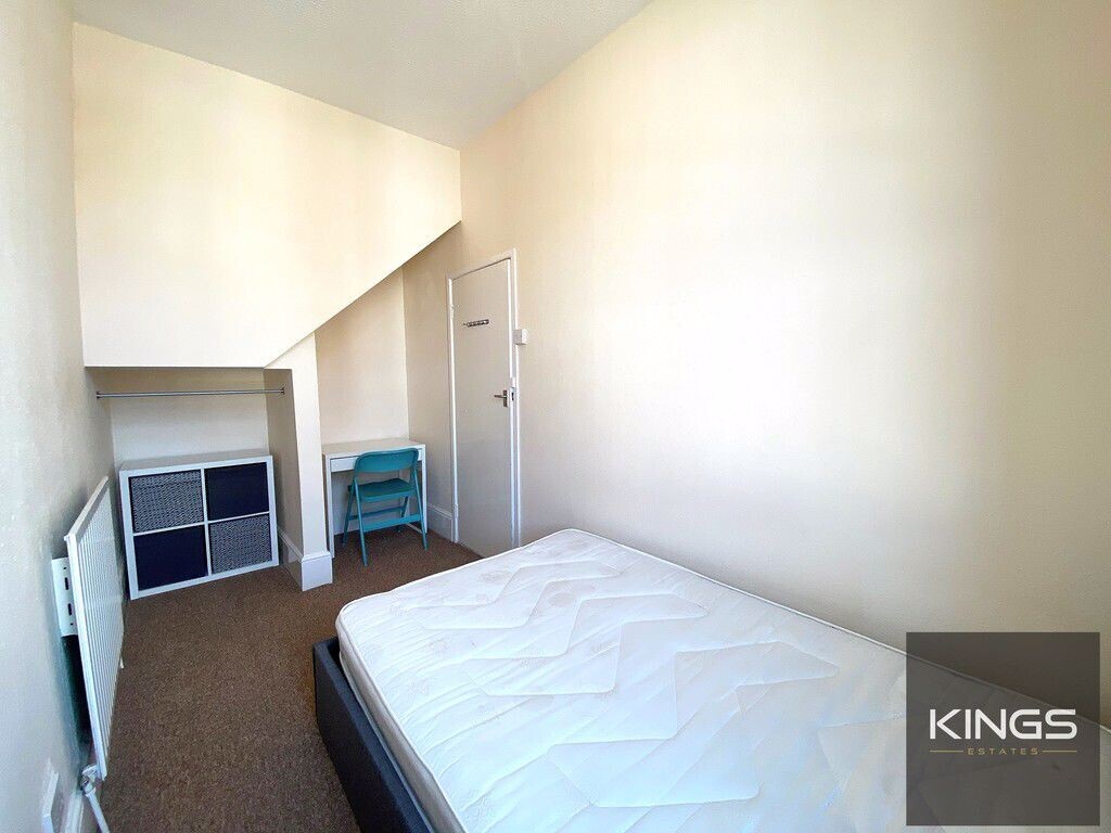 3 bedroom apartment for rent Worthing Road, Portsmouth, PO5 2RN UniHomes