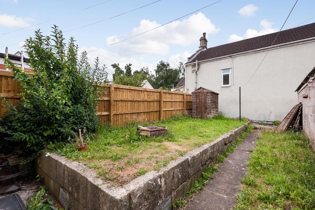 5 bedroom house for rent St. Peters Terrace, Bath, BA2 3BT UniHomes