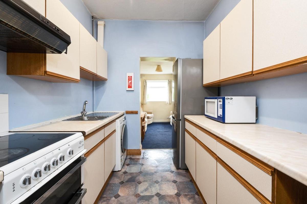 5 bedroom house for rent St. Peters Terrace, Bath, BA2 3BT UniHomes