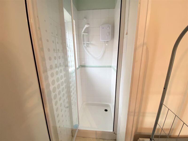 3 bedroom apartment for rent Shaftesbury Grove, Newcastle, NE6 5JB