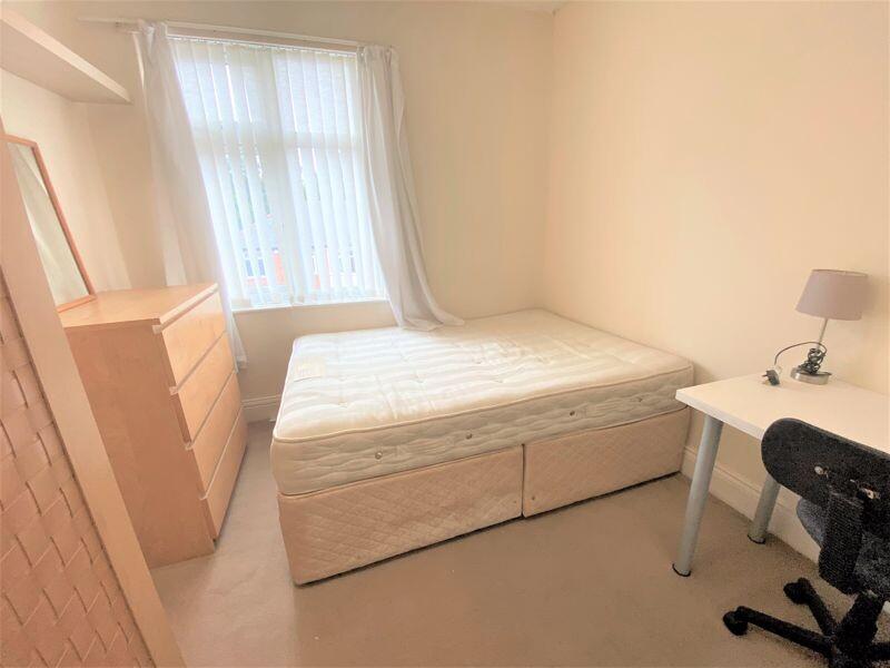 3 bedroom apartment for rent Shaftesbury Grove, Newcastle, NE6 5JB