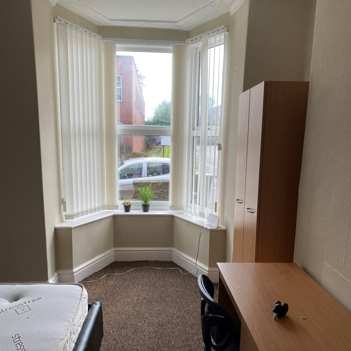 4 bedroom house for rent Lydgate Lane, Sheffield, S10 5FH UniHomes