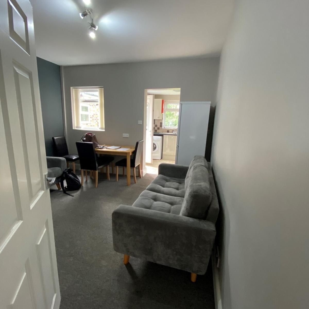 4 bedroom house for rent Lydgate Lane, Sheffield, S10 5FH UniHomes