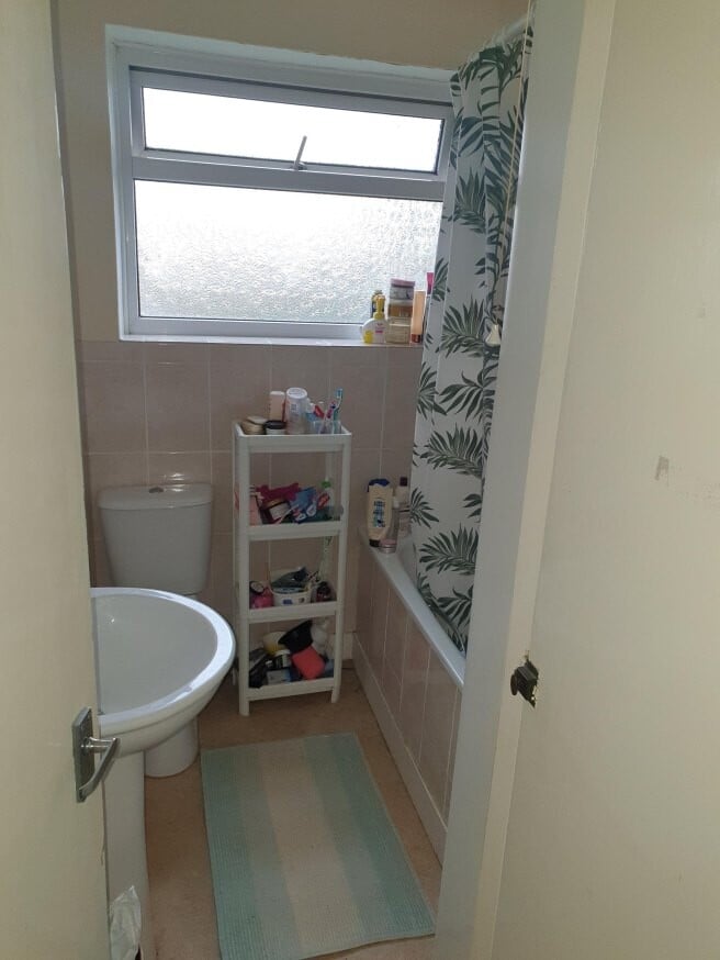 4 bedroom house for rent Saint Stephen's Court Canterbury, CT2 7JP