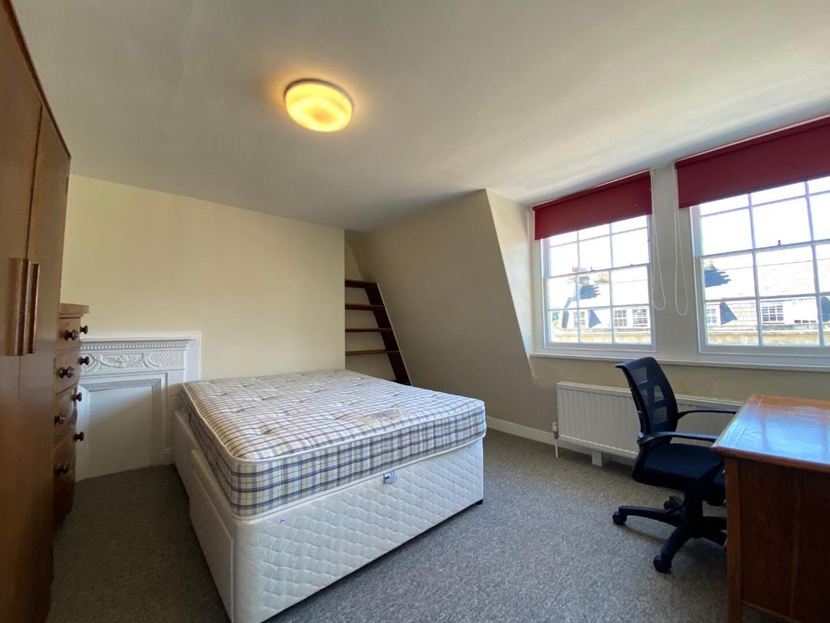 3 bedroom apartment for rent Johnstone Street, Bath, BA2 4DH UniHomes