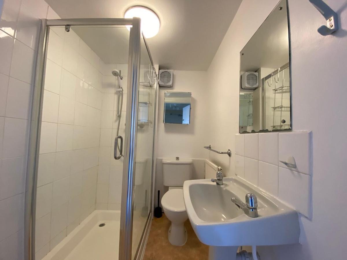 3 bedroom apartment for rent Johnstone Street, Bath, BA2 4DH UniHomes