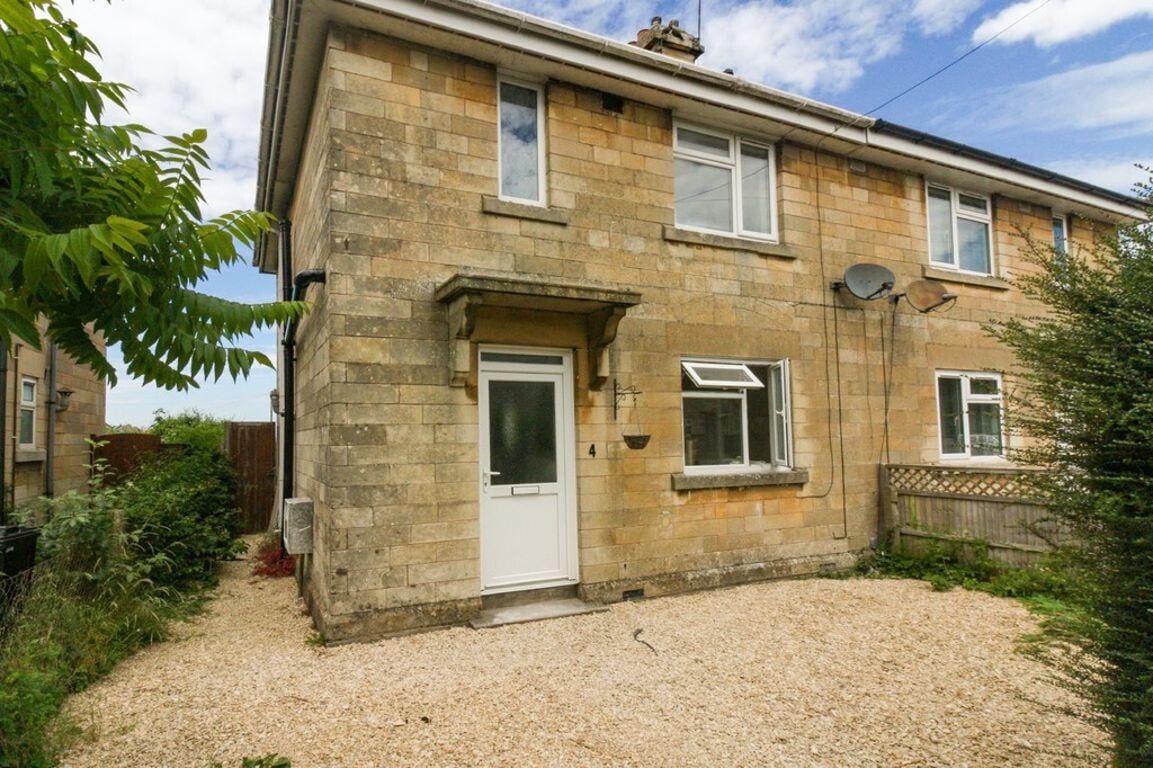 4 bedroom house for rent Barrow Road, Bath, BA2 2TD UniHomes