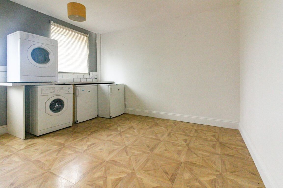 4 bedroom house for rent Barrow Road, Bath, BA2 2TD UniHomes