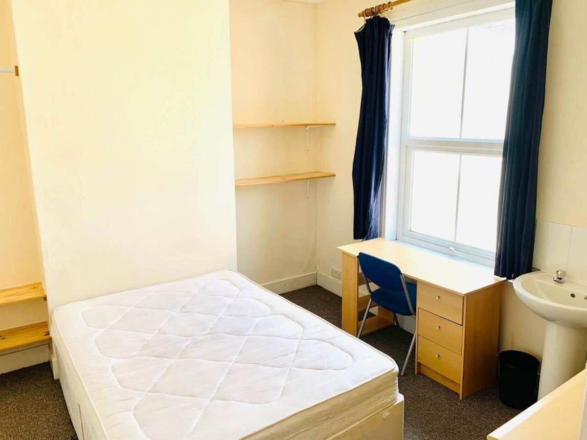 5 bedroom house for rent Queens Park Road, Brighton, BN2 0GJ UniHomes