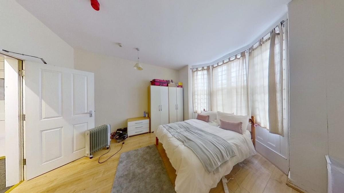 4 bedroom house on The Arboretum, Hockley, Nottingham