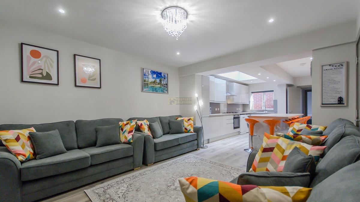 9 bedroom house on Harrow Road, Selly Oak, Birmingham