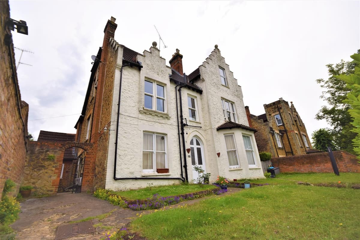 1 bedroom apartment for rent Epsom Road, Surrey, GU1 3PB UniHomes