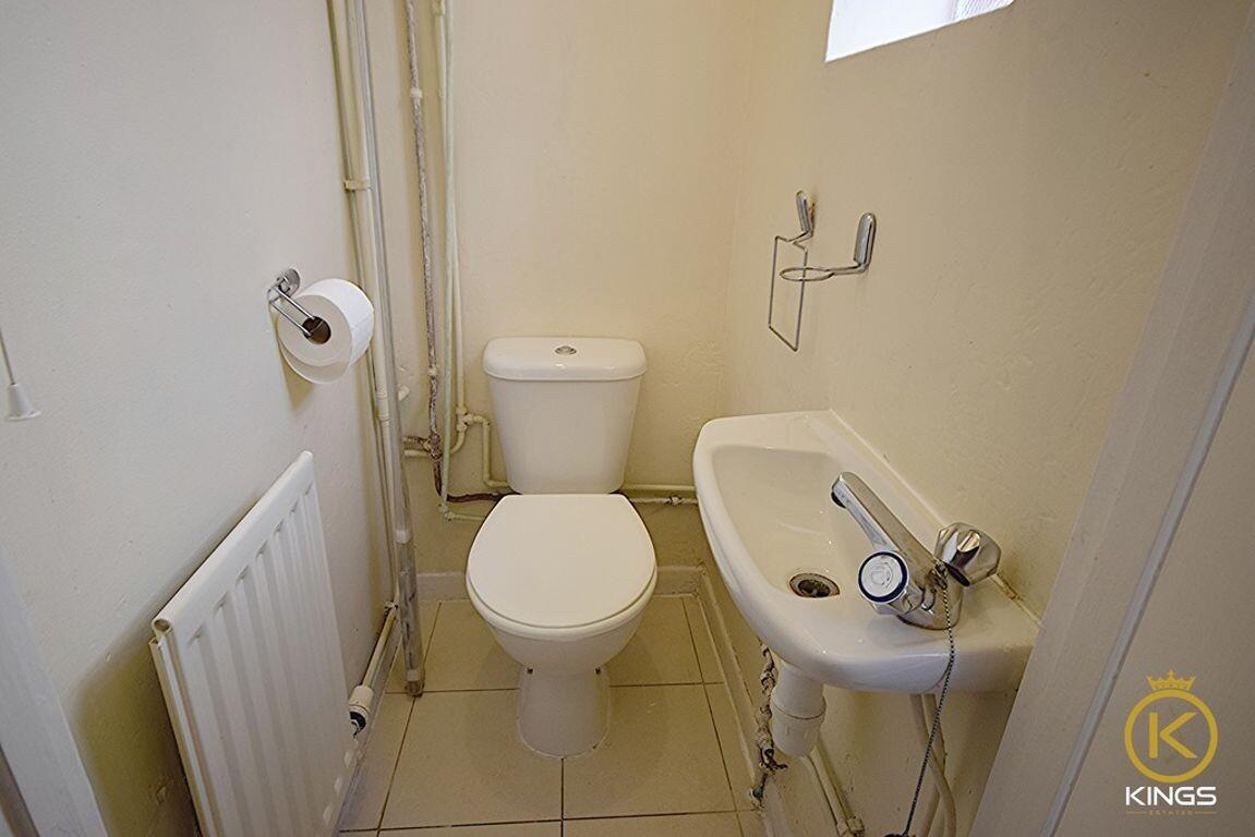 3 bedroom house for rent Southway, Surrey, GU2 8DL UniHomes