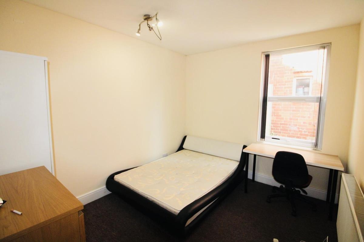 5 bedroom house for rent Johnson Road, Nottingham, NG7 2BX UniHomes