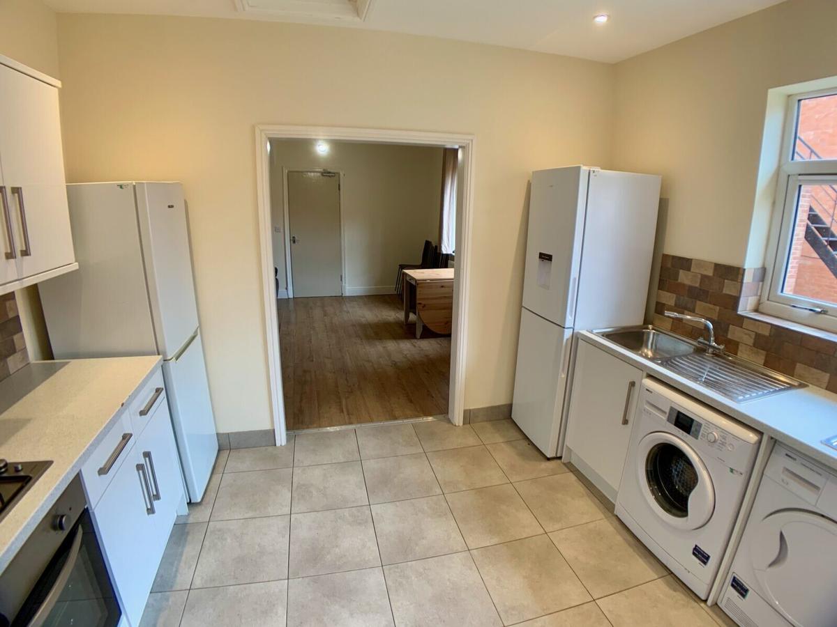 7 bedroom house for rent Albert Road, Leicester, LE2 2AA UniHomes