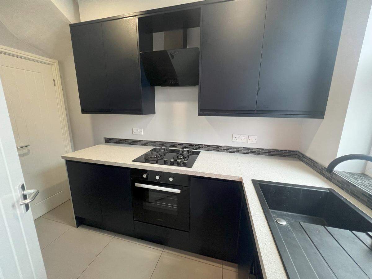 2 bedroom house for rent Glossop View, Leeds, LS6 2LQ UniHomes