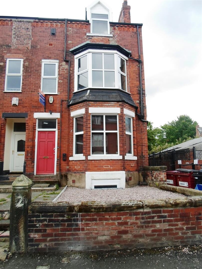 7 bedroom house on Booth Avenue, Fallowfield, Manchester