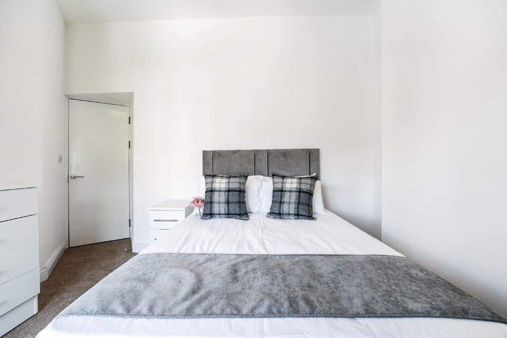 2 bedroom house for rent Gerald Road, Manchester, M6 6BF UniHomes