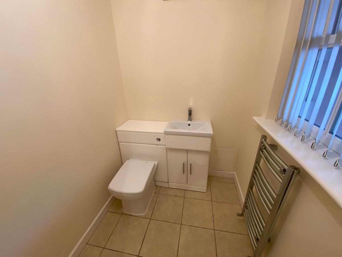 4 bedroom house for rent Eastleigh Road Leicester, LE3 0DB UniHomes