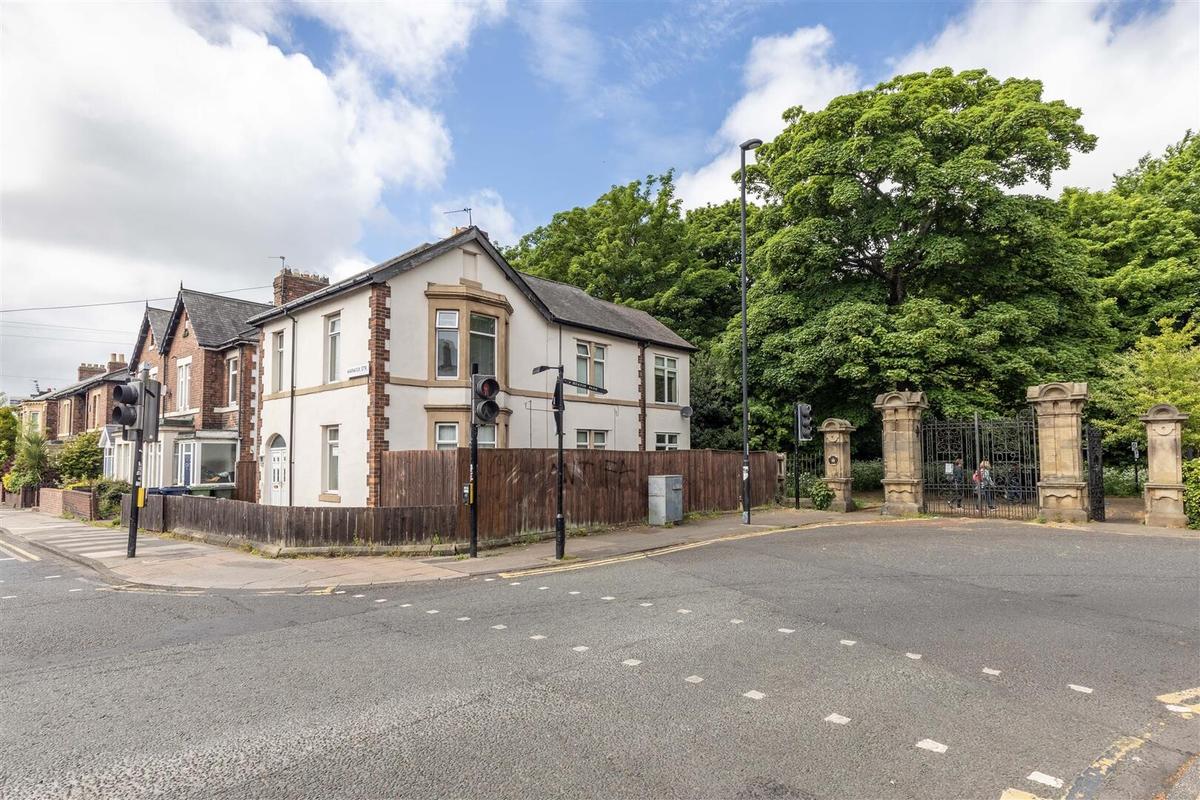 4 bedroom house for rent Warwick Street, Newcastle, NE6 5AQ UniHomes