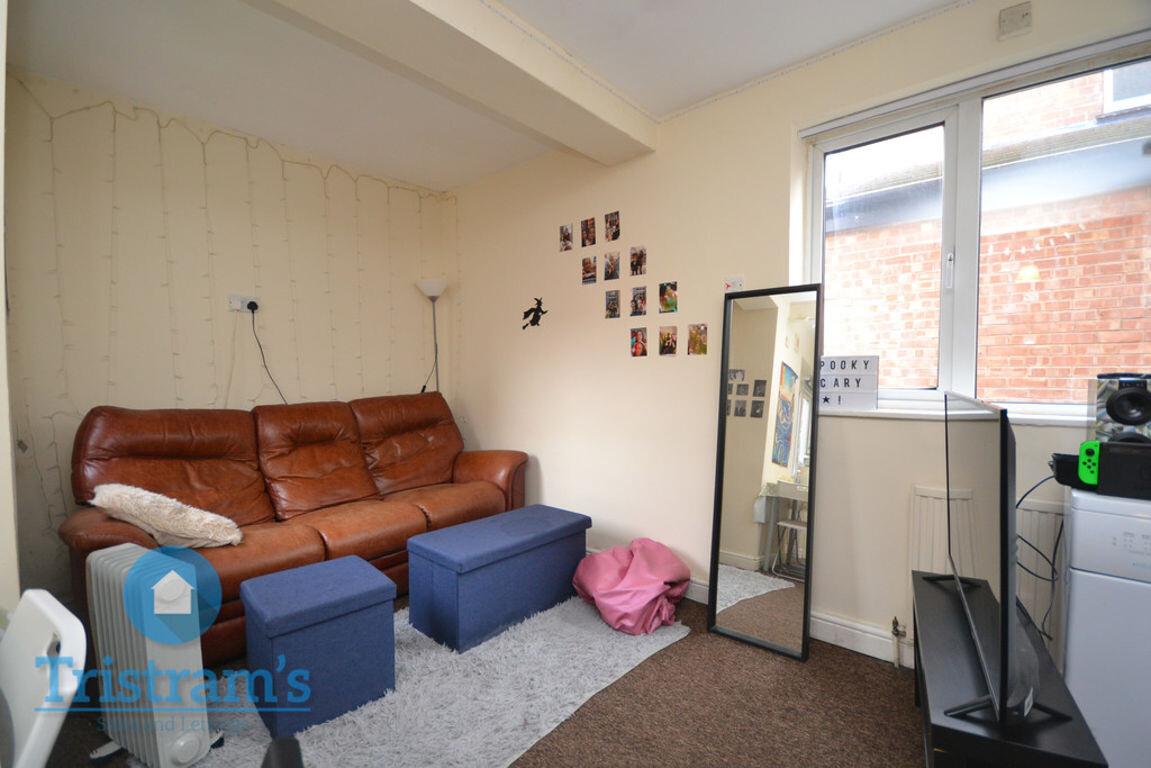 4 bedroom house for rent Beeston Road, Nottingham, NG7 2JP UniHomes