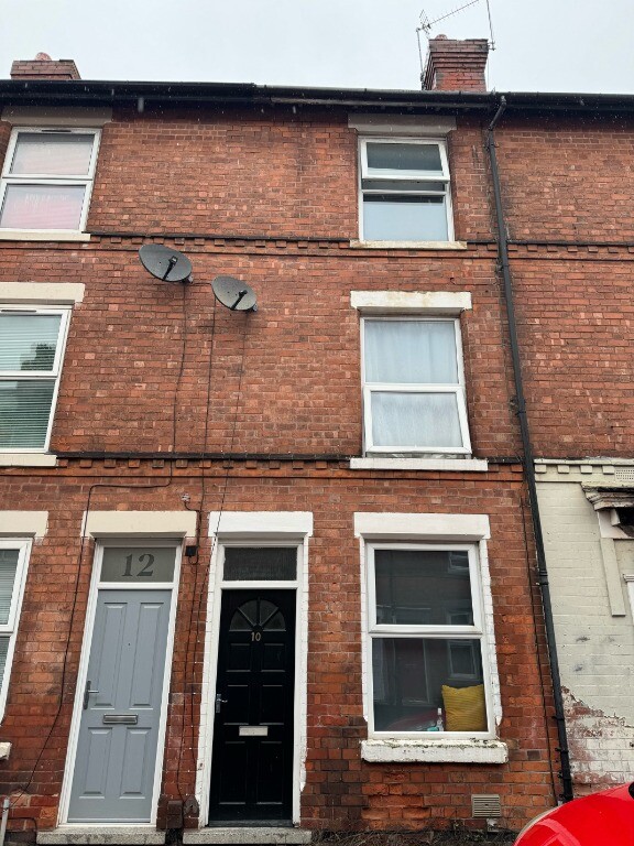 4 bedroom house for rent Holgate Road, Nottingham, NG2 2EB UniHomes