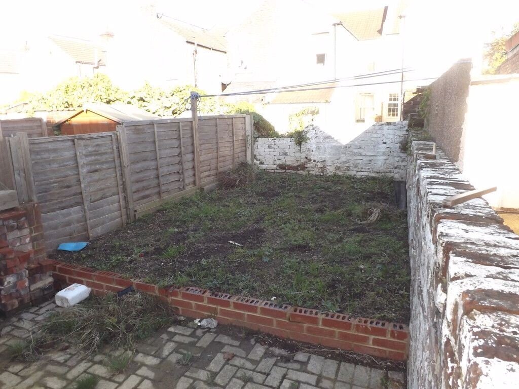 2 bedroom house for rent Stansted Road, Portsmouth, PO5 1SA UniHomes