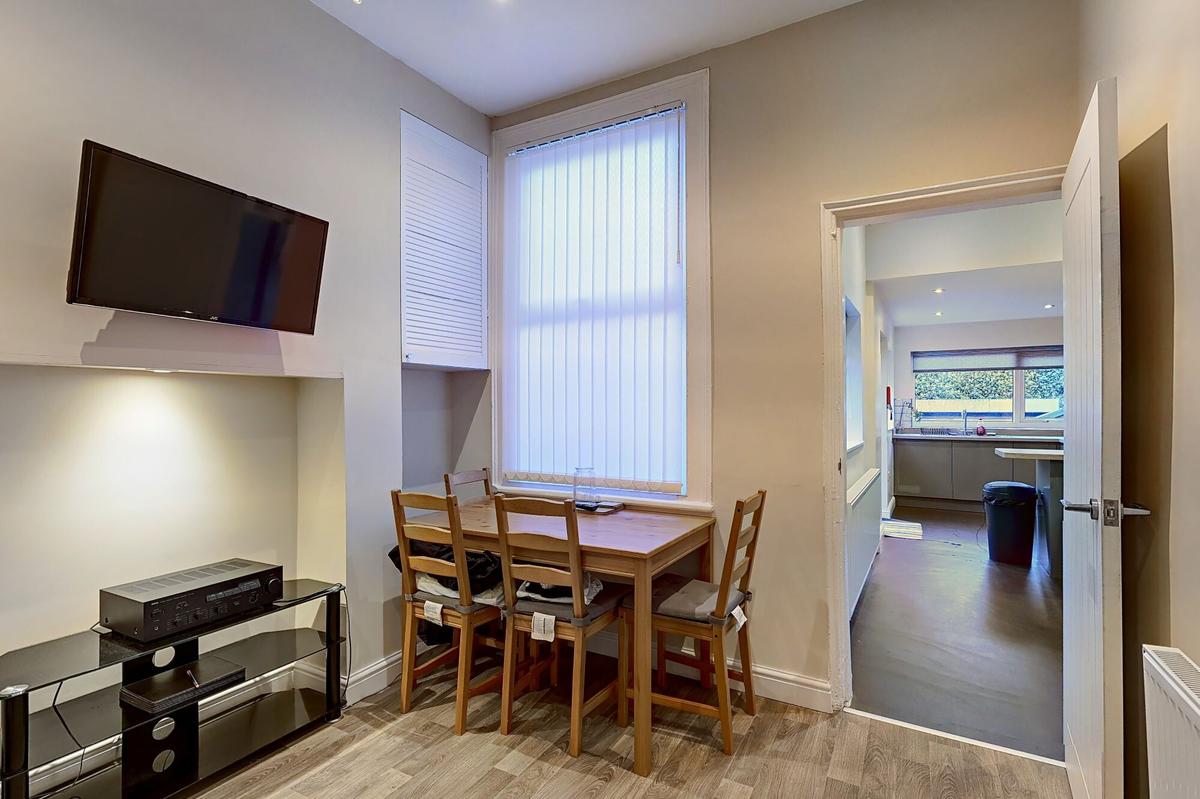 4 bedroom house for rent Gainsborough Road, Liverpool, L15 3HU UniHomes