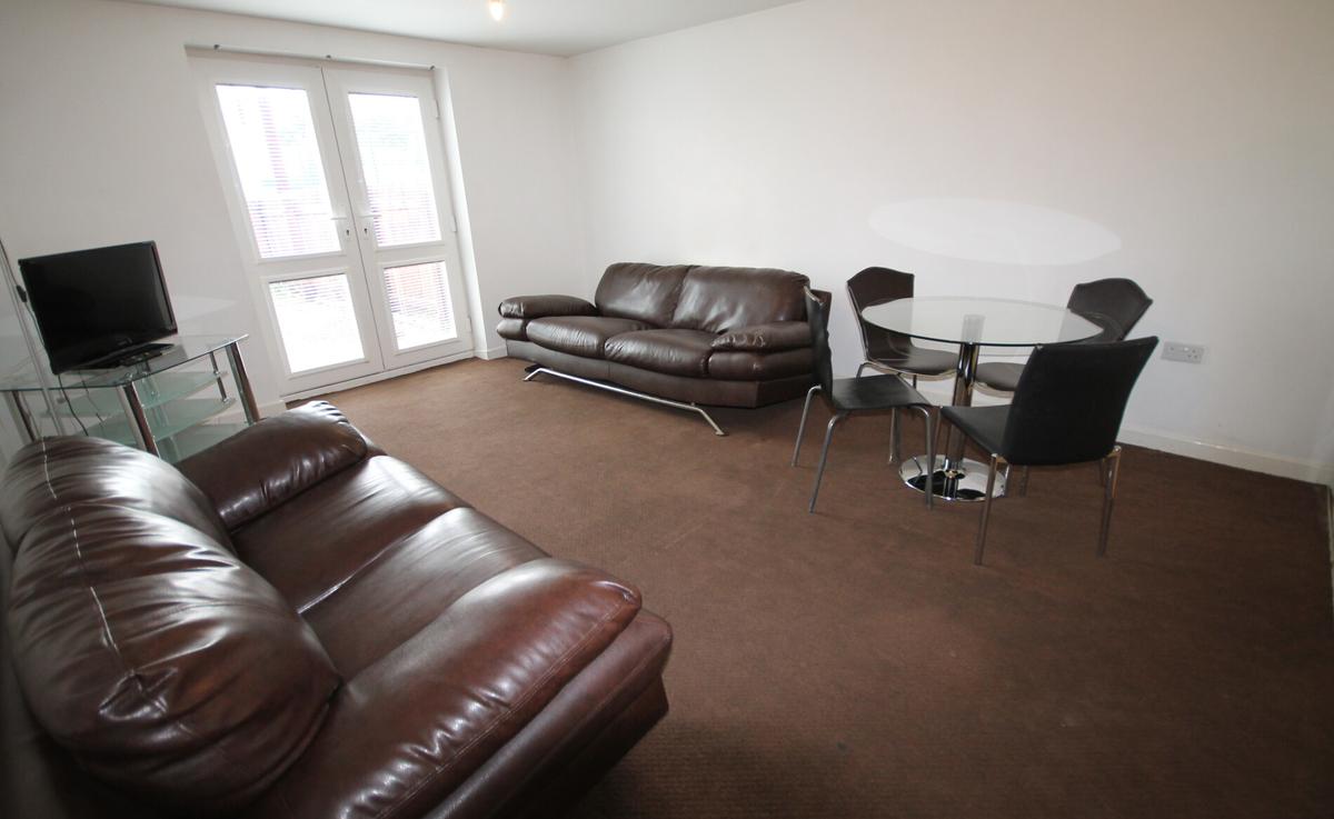4 bedroom apartment for rent Helmsley Mews, Newcastle, NE2 1BE UniHomes