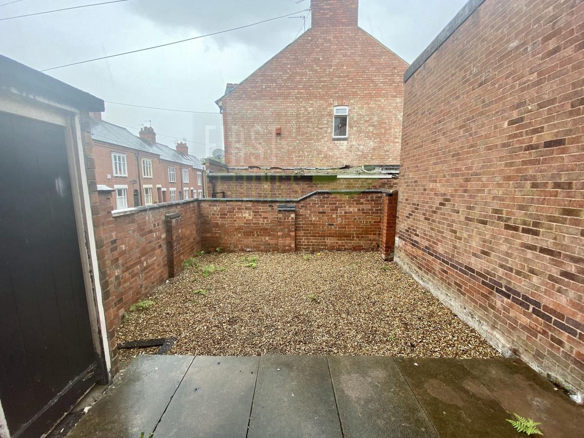 4 bedroom house for rent Lytton Road, Leicester, LE2 1WH UniHomes