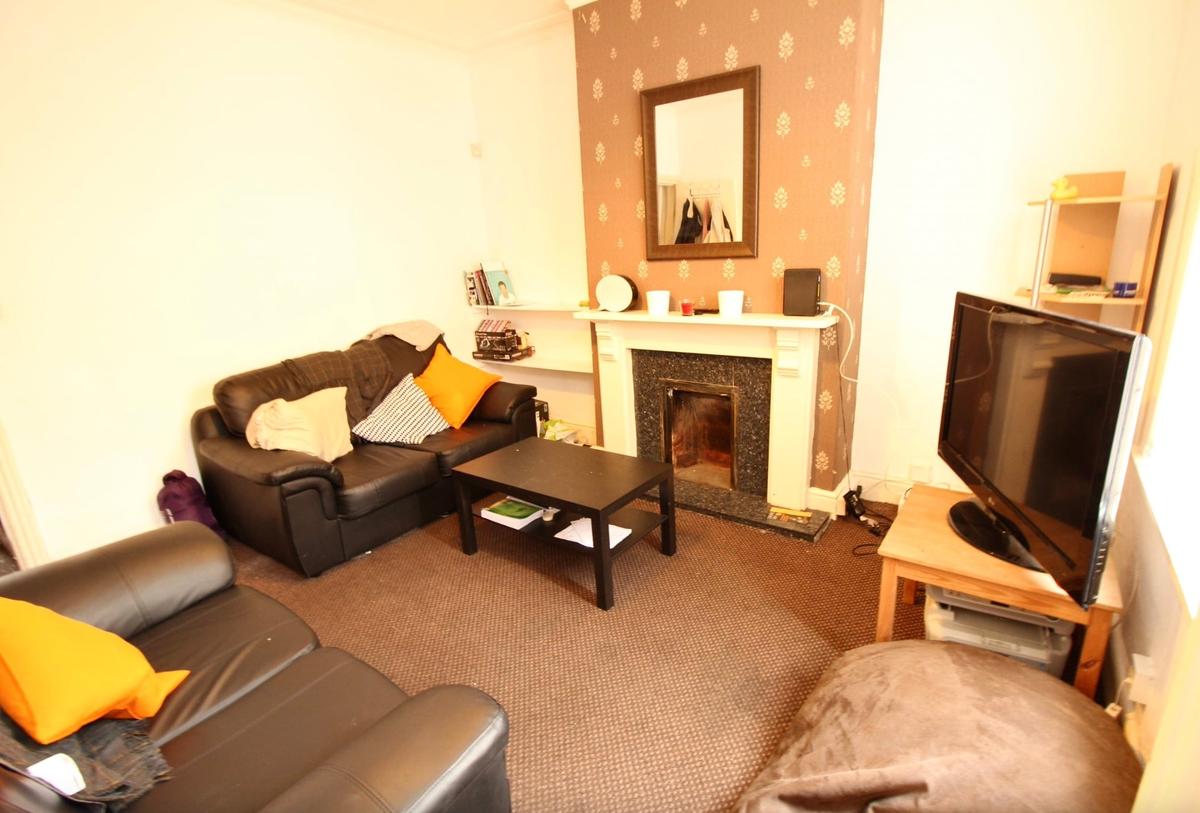 4 bedroom house for rent Welton Place, Leeds, LS6 1EW UniHomes