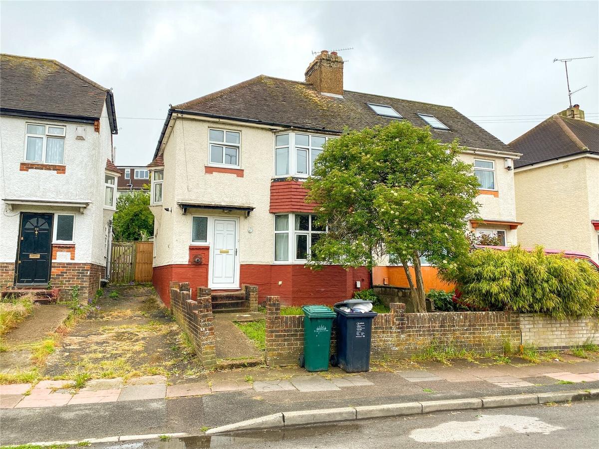 4 bedroom house for rent Lower Bevendean Avenue, Brighton, BN2 4FE