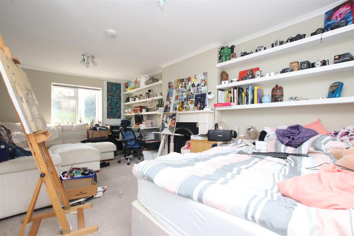 4 bedroom house for rent Sheridan Road, Bath, BA2 1RB UniHomes