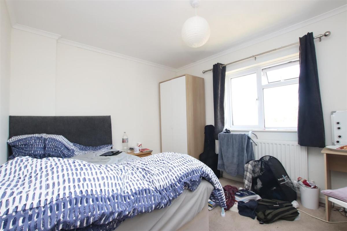 4 bedroom house for rent Sheridan Road, Bath, BA2 1RB UniHomes