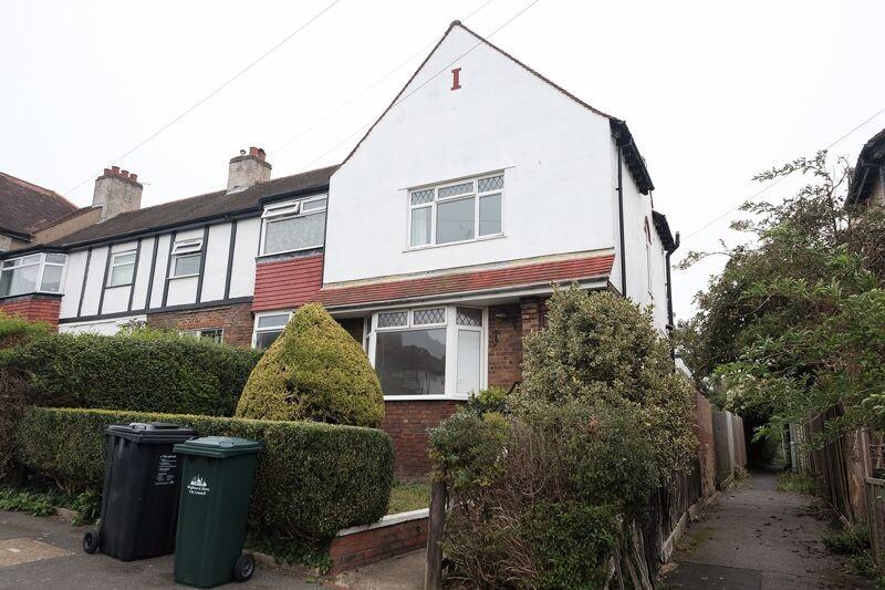 5 bedroom house for rent Bevendean Crescent, Brighton, BN2 4RA UniHomes