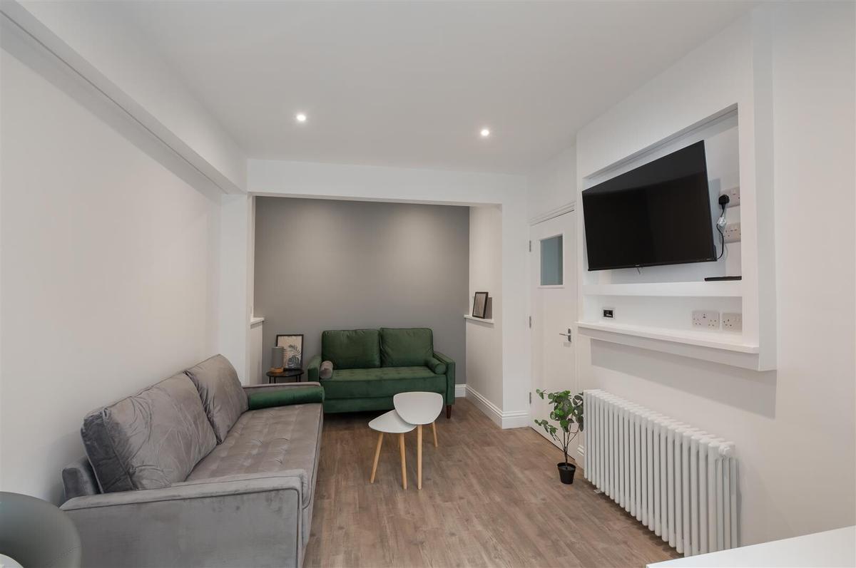 5 bedroom house for rent Argyle Terrace, Bath, BA2 3DB UniHomes